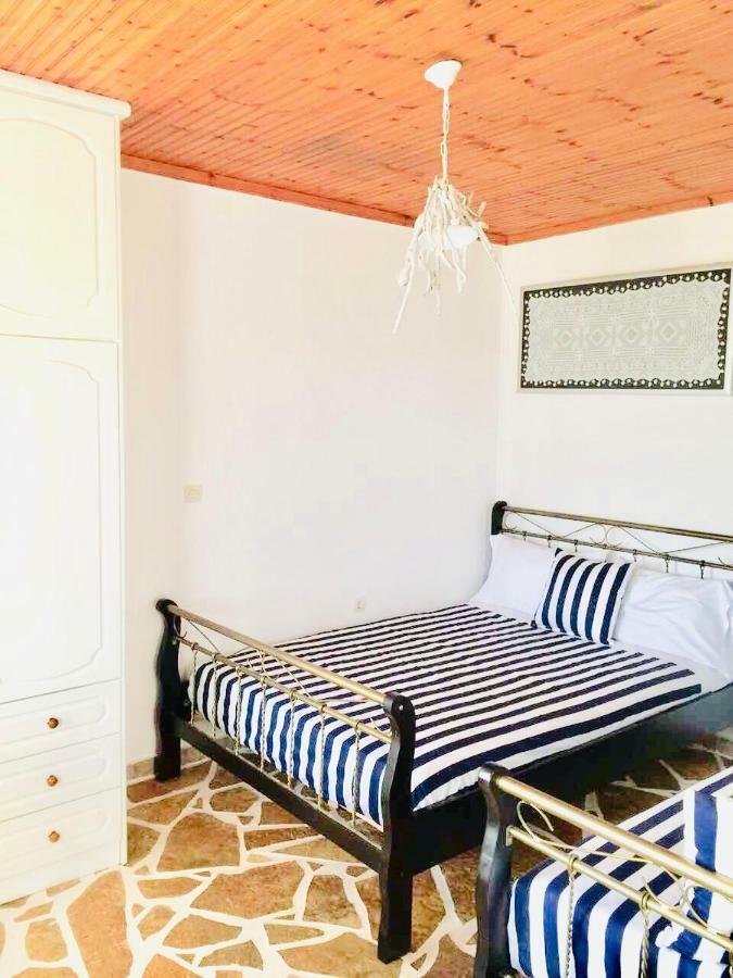 Natalia Apartament Himara